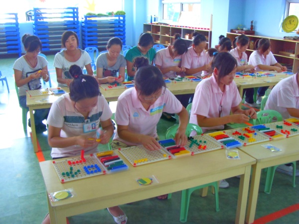 成都幼师职业学校学什么专业出来工作比较轻松