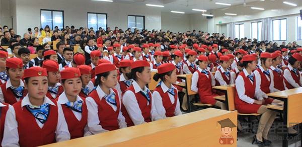 想要学习航空专业就选贵阳市航空乘务学校